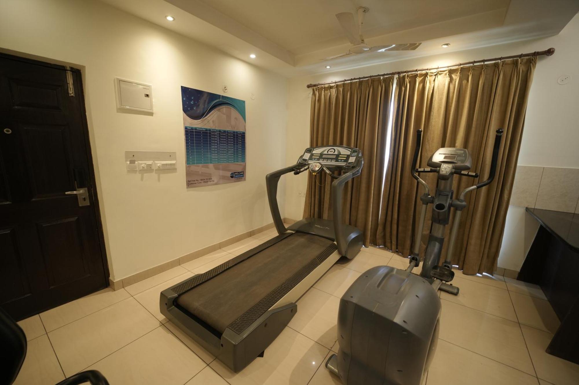 Nagarjuna Suites Bangalore Bagian luar foto