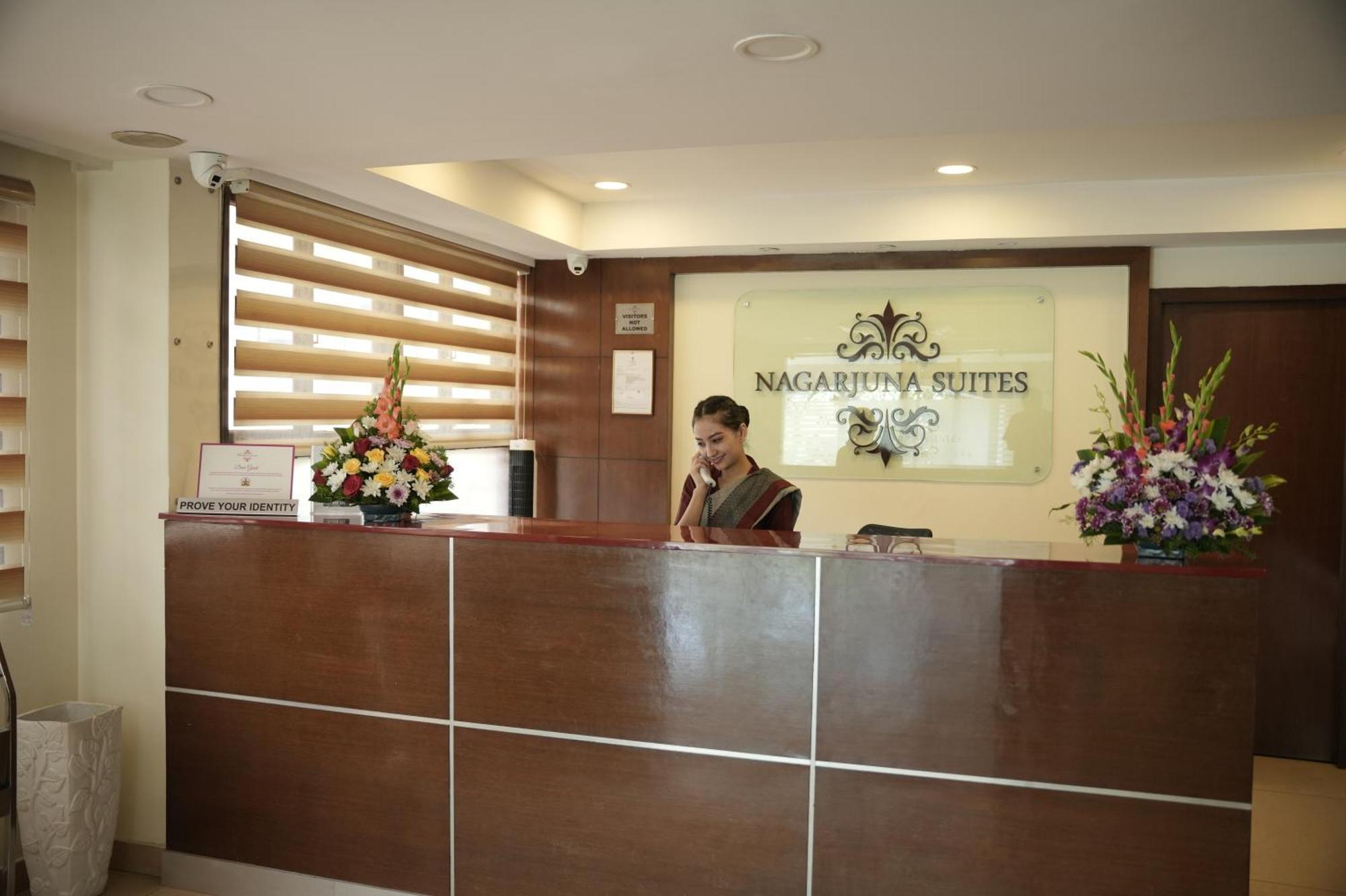 Nagarjuna Suites Bangalore Bagian luar foto