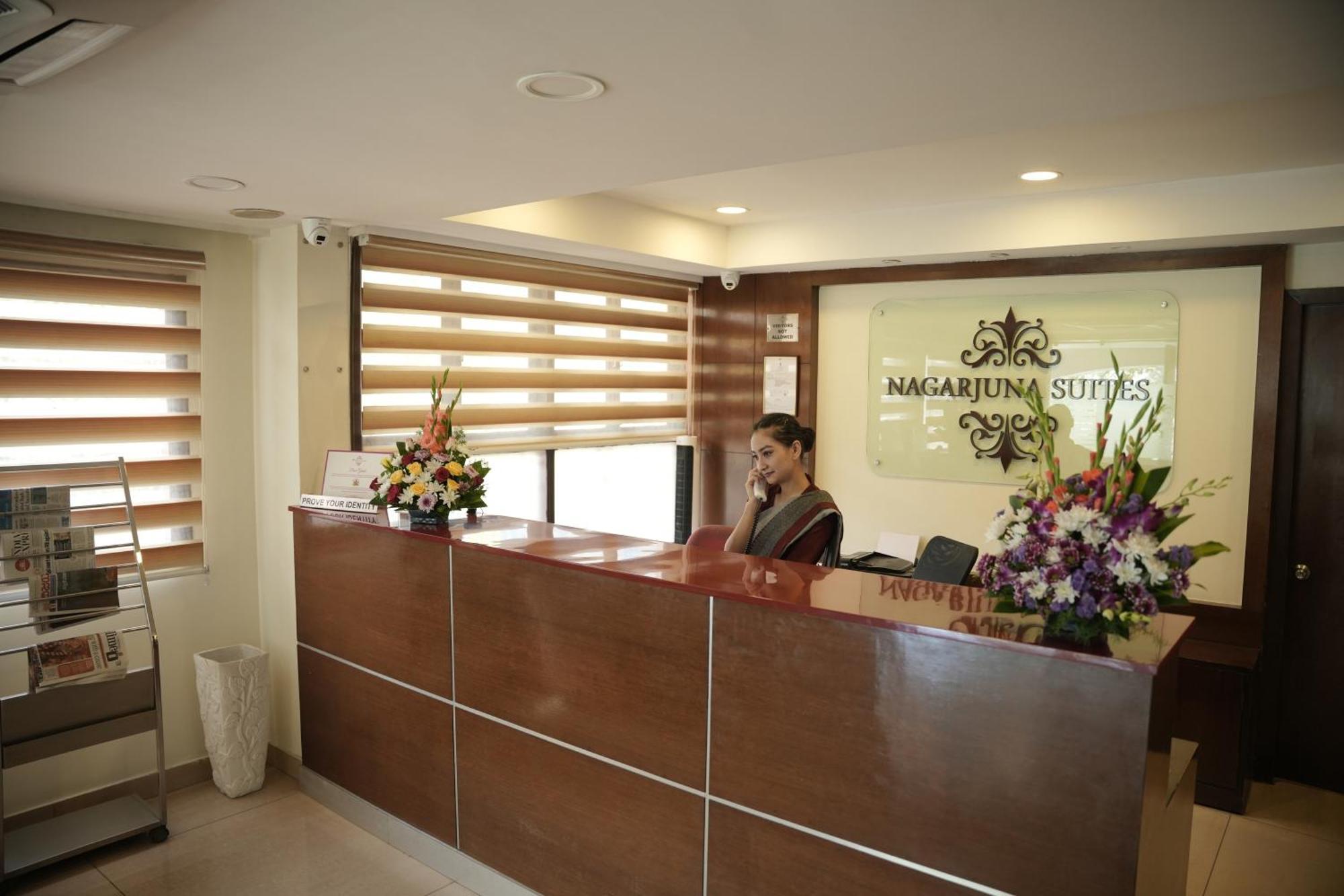 Nagarjuna Suites Bangalore Bagian luar foto